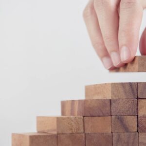 https://www.mariapapazoglou.com/pws-pareis-proagogi-ergasia-sou/